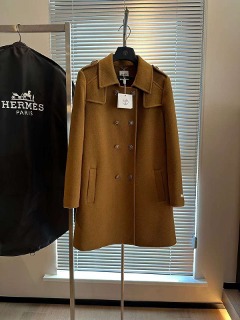 여성 미디 사이즈 코트   women&#039;s midi-size coat
