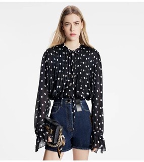 스팟 패턴 쉬폰 블라우스     L. spot-patterned chiffon blouse