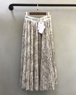봄 신제품 주름진 롱 스커트  D. New Spring Pleated Long Skirt