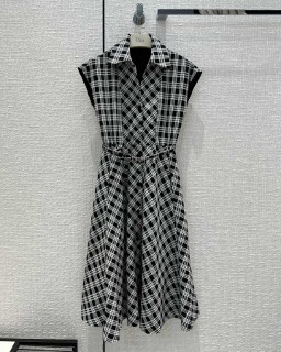 여성 체크무늬 포인트 민소매 롱드레스   Women&#039;s checkered point sleeveless long dress