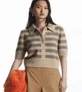 데일리 줄무늬 반팔 니트  Daily Striped Short-Sleeved Knitwear