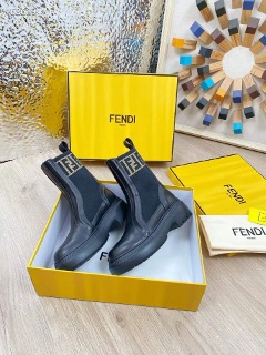 펜디 블랙 숏부츠   Fendy Black Short Boots