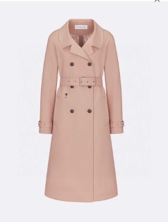 핑크 트렌치 코트   a pink trench coat