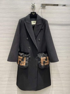 펜디 털 포켓 디자인 코트   Fendi Fur Pocket Design Coat